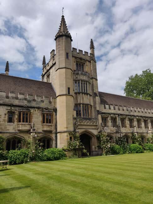 Oxford: Tolkien, Lewis and Alice Walking Tour. Small group! - Christ Church and the Alice thread: Oxford’s storytelling crossover