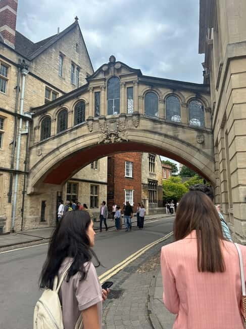 Oxford University Tour - Small-group format: the difference between a walk and a tour