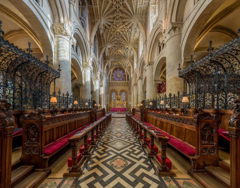 Oxford: University Walking Tour with Christ Church Visit - Christ Church Meadows and Alice in Wonderland’s time-zone twist
