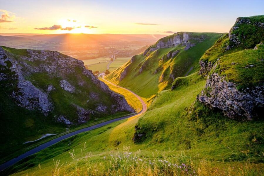 Peak District (Yorkshire): Online Road Trip Guidebook - Outdoor adventures listed, and how to use them without overcommitting