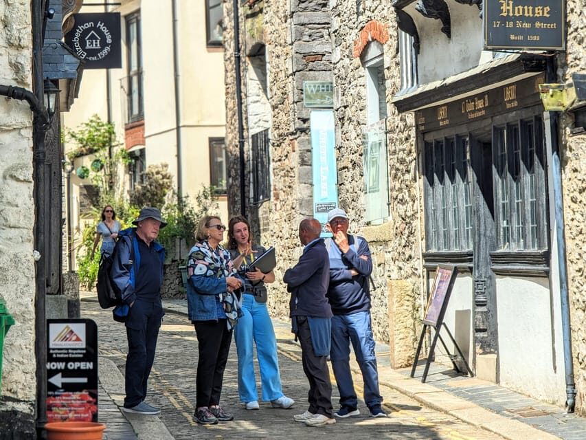 Plymouth: Best of Plymouth Walking Tour - Southside Street: pubs, England’s oldest bakery, and Plymouth Gin Distillery