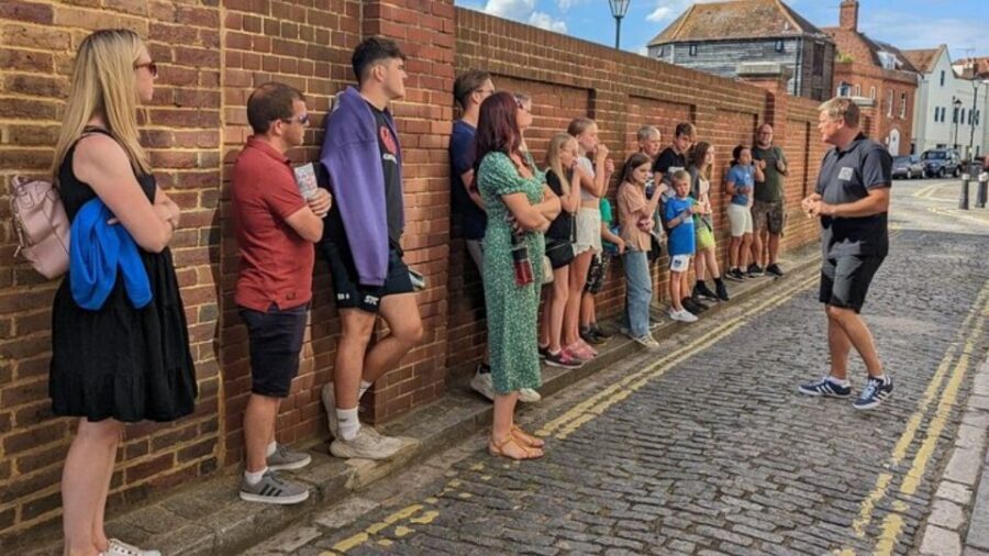 Portsmouth: Old Portsmouth Historical Walking Tour - Price and value: $16.84 for story you can remember