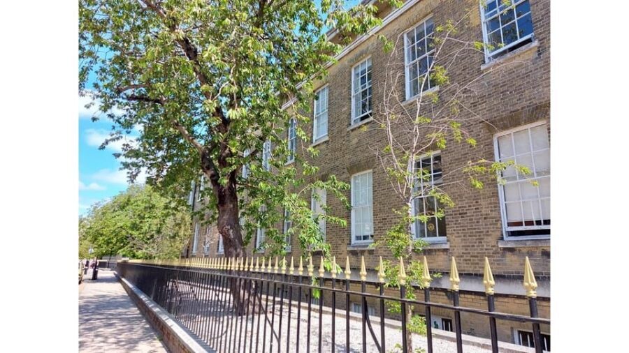 Portsmouth: Portsmouth of the Past Walking Tour - Weather plan, accessibility, and who this tour fits best