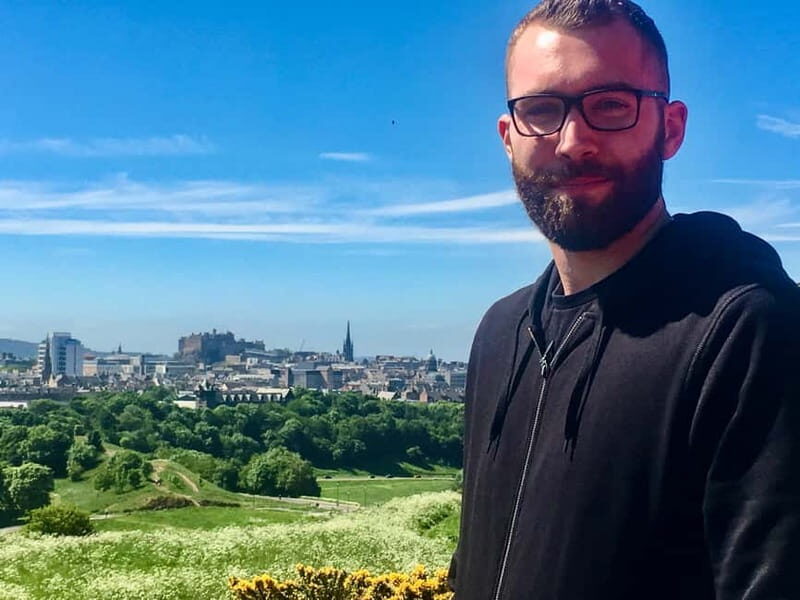 Private & Custom Edinburgh Experience with a Local 2-8hrs - Should You Book This Private Edinburgh Experience?