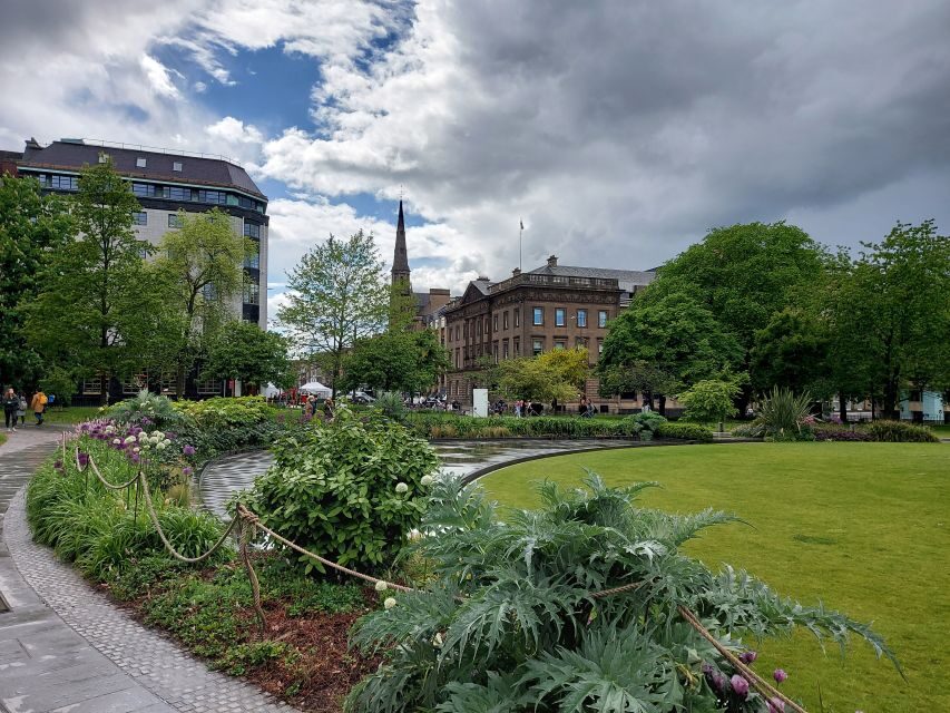 Private Discovery Tour: Edinburgh's Strange & Secret History - Castle Hill and Castle Rock: where the tour earns its first wow