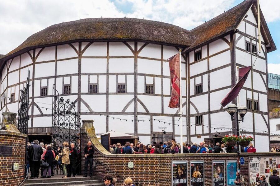 Private Full Day Tour – Fast Track Tower of London and Lunch - Borough Market and The George Inn Lunch: What the Traditional Sandwich Really Means