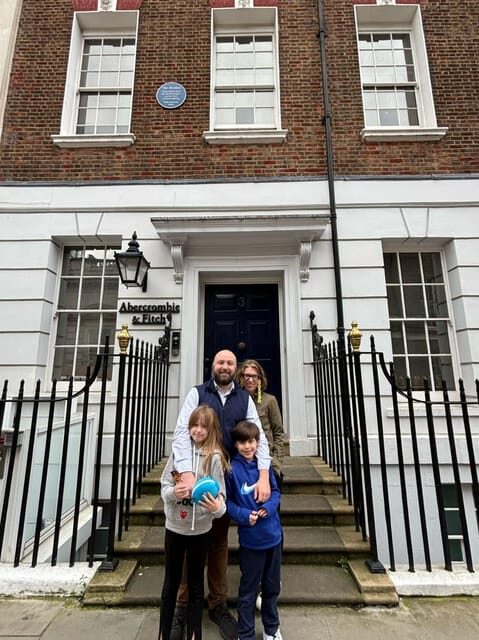 Private London Beatles Taxi Tour with Local Guide - Soho stops: Indica Gallery and the night-life side of the story