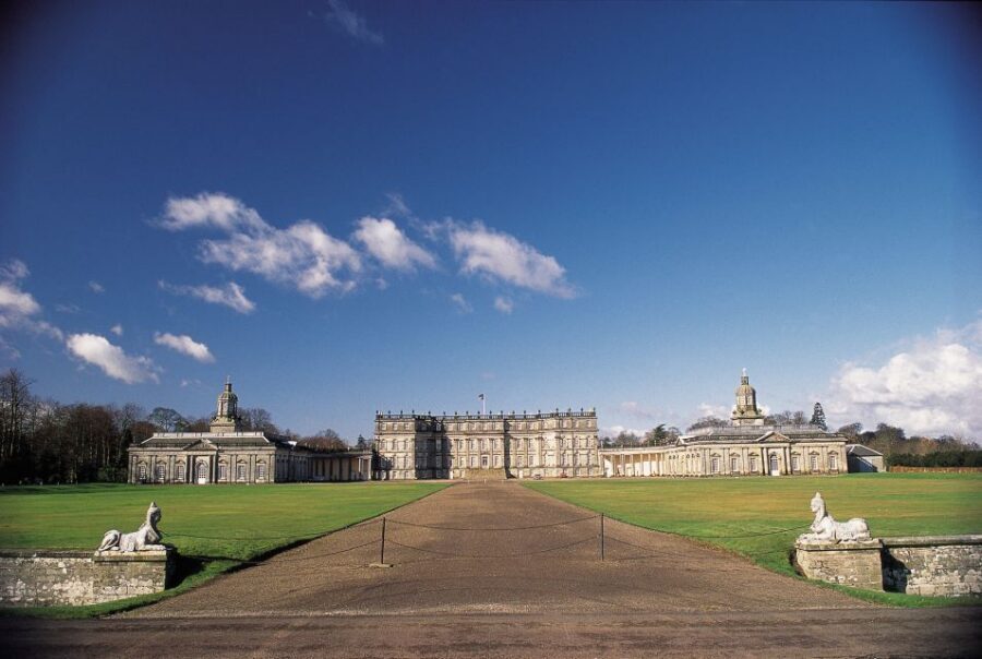 Private Outlander Tour for Small Groups - Inverness through Falkland, Fife: a different kind of match