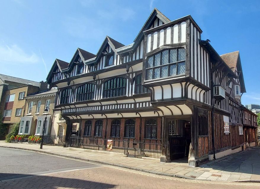 Private Southampton Walking Tour - A Tudor House stop: why architecture matters on a short tour