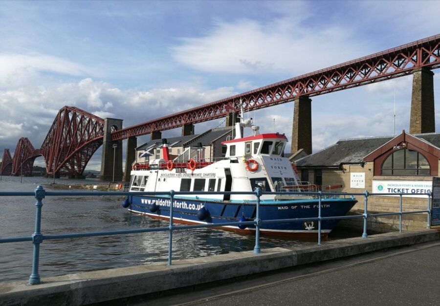 Queensferry: Maid of the Forth 1.5-Hour Sightseeing Cruise - Getting on board at Hawes Pier: what to expect right away