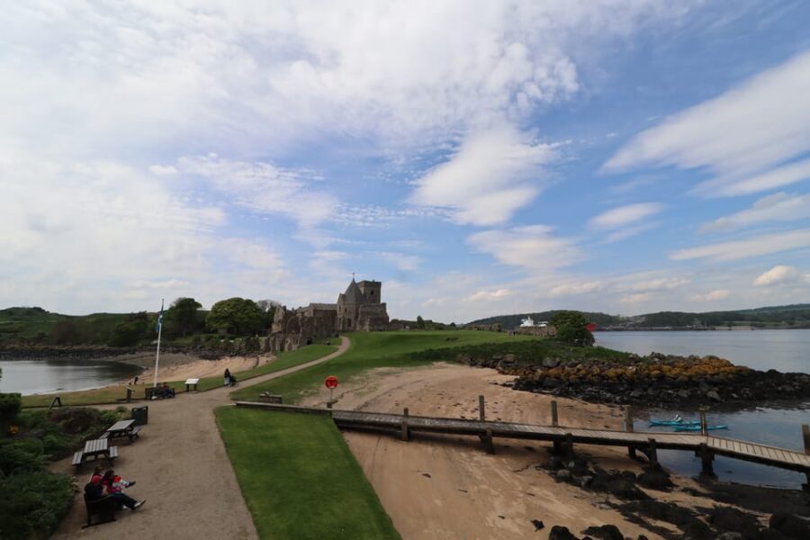 Queensferry: Sightseeing Cruise to Inchcolm Island - From Queensferry to the Forth Bridges: The Ride Starts With a View
