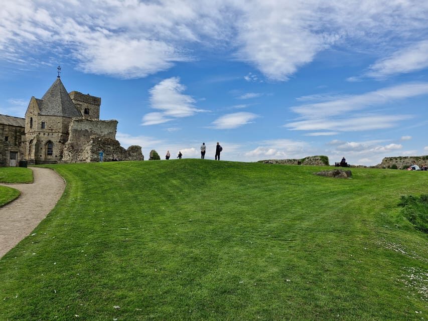 Queensferry: Sightseeing Cruise to Inchcolm Island - Wildlife Spotting on Inchcolm: Seals, Puffins, and the Real Odds