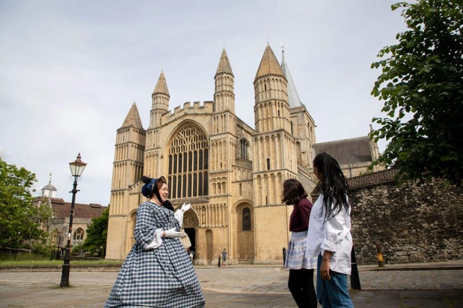 Rochester: Bespoke After Hours Tour with a Costumed Guide - Where the Tour Starts on Rochester High Street and How You Hit the Ground Running