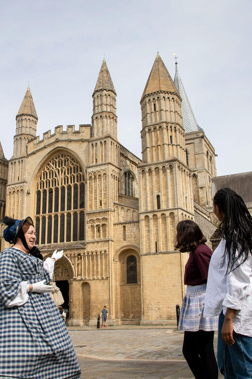 Rochester, Kent: Costumed Guided Tour - Rochester Bridge Trust and the River Medway Views
