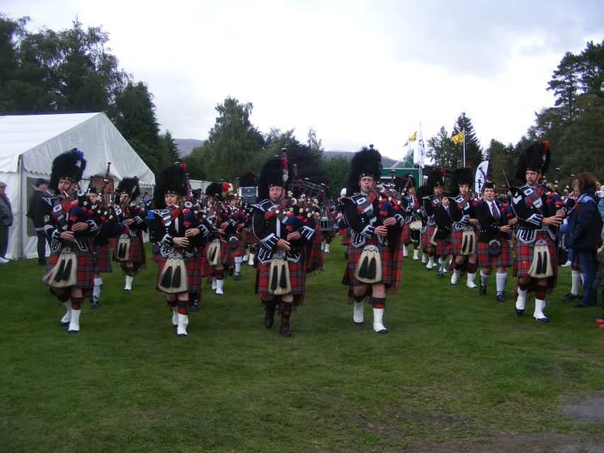 Royal Highland Braemar Gathering, transfer from Edinburgh - Massed Pipe Bands and Highland dancing: the big emotional hit