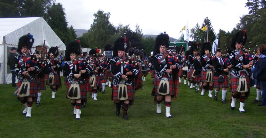 Royal Highland Braemar Gathering, transfer from Edinburgh - Edinburgh to the Forth Bridge: the ride that sets the mood