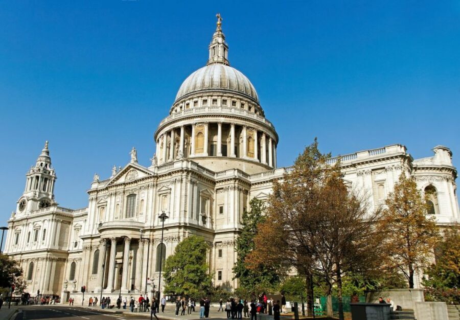 Royal London Tour incl Buckingham Palace & Changing of Guard - Meeting at Victoria: The 8-Hour Rhythm and What It Feels Like