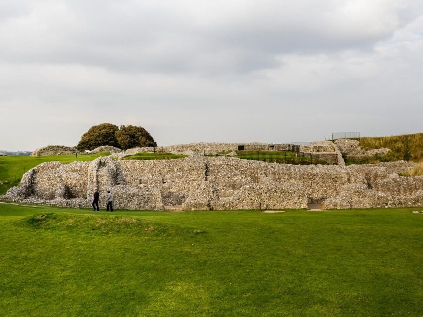 Salisbury: Old Sarum Entry Ticket - Walking the Ramparts for Wiltshire Plains Views