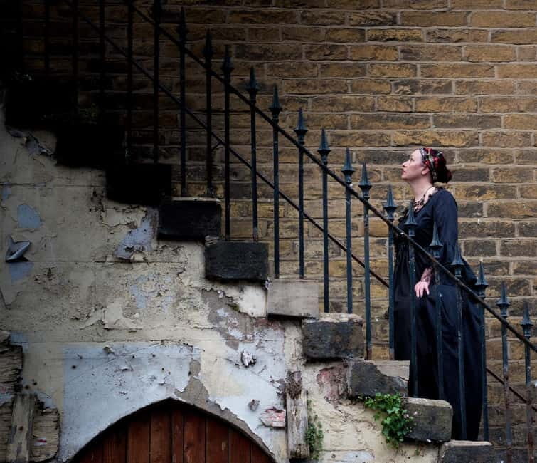 Scarborough: Dark Tales Walking Tour - Why Scarborough’s dark tales work so well on foot