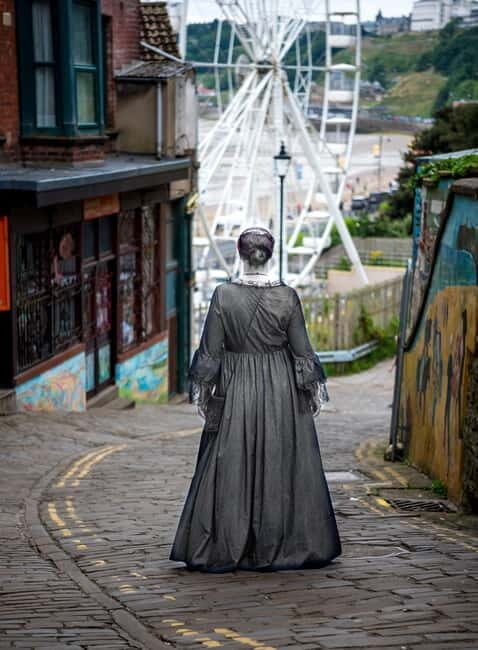 Scarborough: Dark Tales Walking Tour - Seafront to the old streets: where the stories start to feel real
