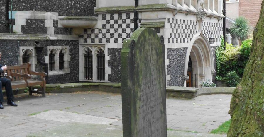 Secret Old London Walking Tour - Barbican to Charterhouse Square: Calm Surfaces, Black Death Roots