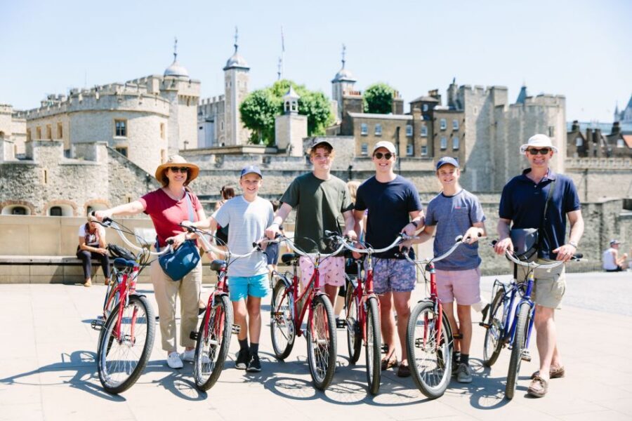 Secrets of London Bike Tour: Thames, Tower Bridge & Market - St. Paul’s, Shakespeare’s Globe, and the London Eye in one half-day