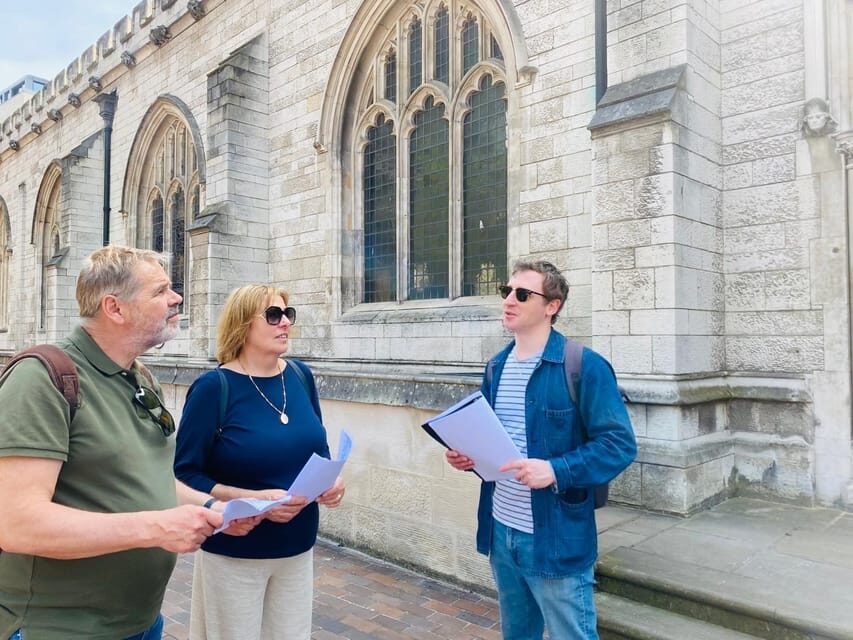 Shakespeare's London: Walking Tour - Walking the South Bank to the Globe area