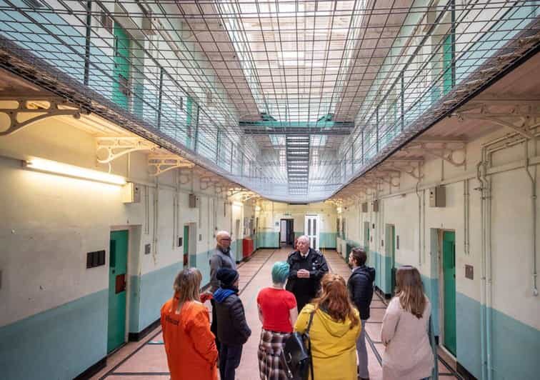 Shepton Mallet Prison: Guided Tour - Entering Shepton Mallet Prison in 90 minutes