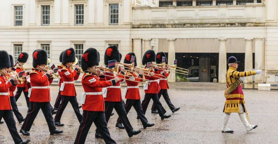 Skip the line Westminster Abbey & Guard Change Ceremonies - Westminster Abbey skip-the-line: what you’ll actually take in