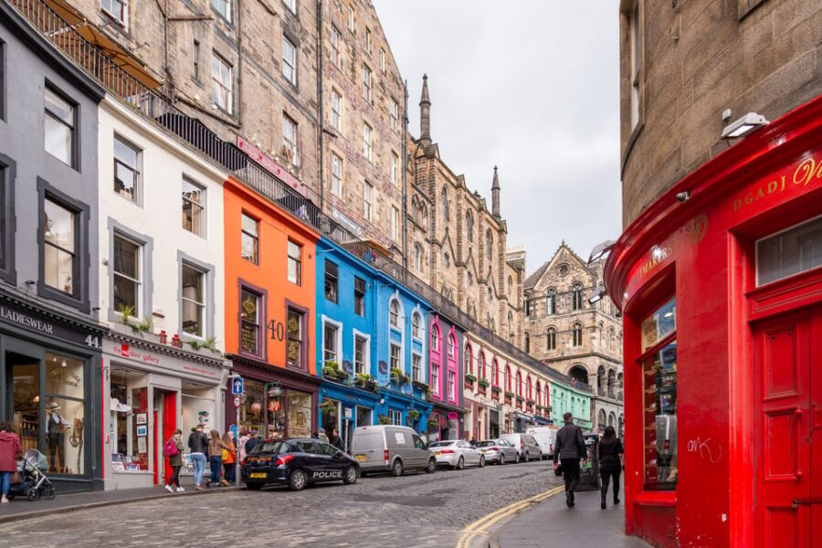 Spanish Language : Original Harry Potter Tour of Edinburgh - Potterrow on Foot: Linking Edinburgh Streets to Hogwarts Ideas