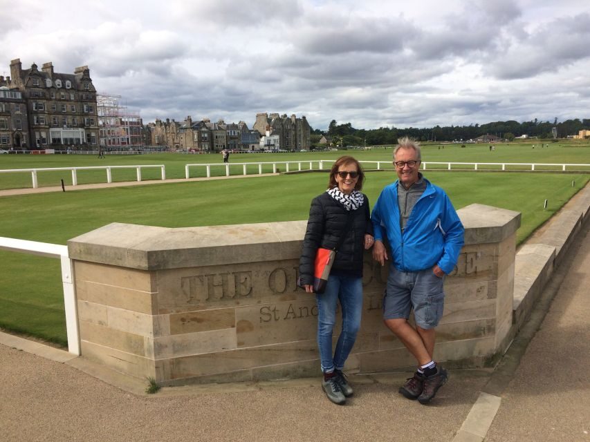 St Andrews: City Highlights Walking Tour with Cocktail - Royal & Ancient Golf Club: Legends You Can Walk Around