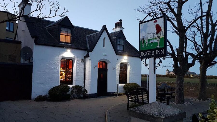 St Andrews: Golf Origins and Old Course History Tour - Walking Past the 1st and 18th Fairways: Strategy You Can See
