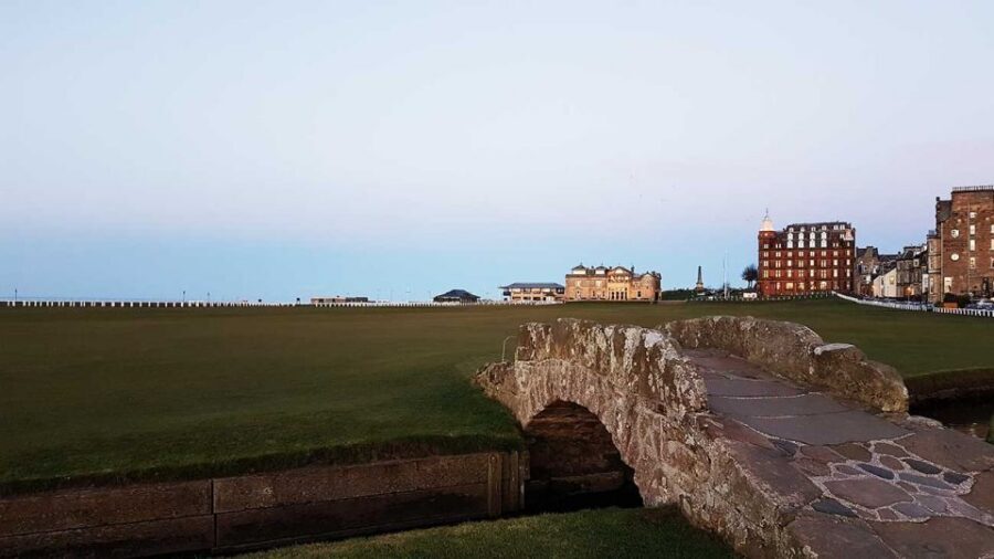 St Andrews: Guided Walking Tour, 12pm, 2pm daily - Who this tour suits best (and who should skip it)