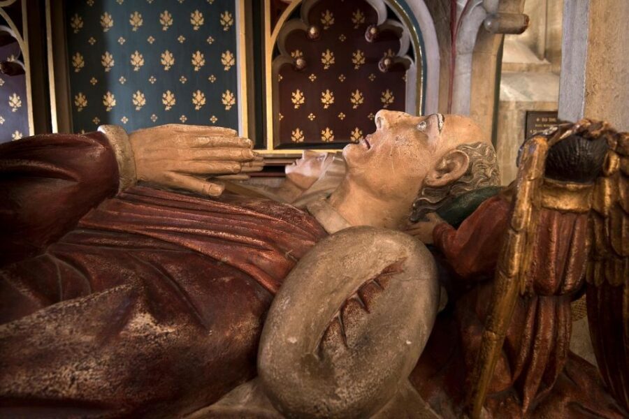 St Mary Redcliffe Church Bristol: Guided Tour - The Lady Chapel: Harry Stammers stained glass and a gothic screen