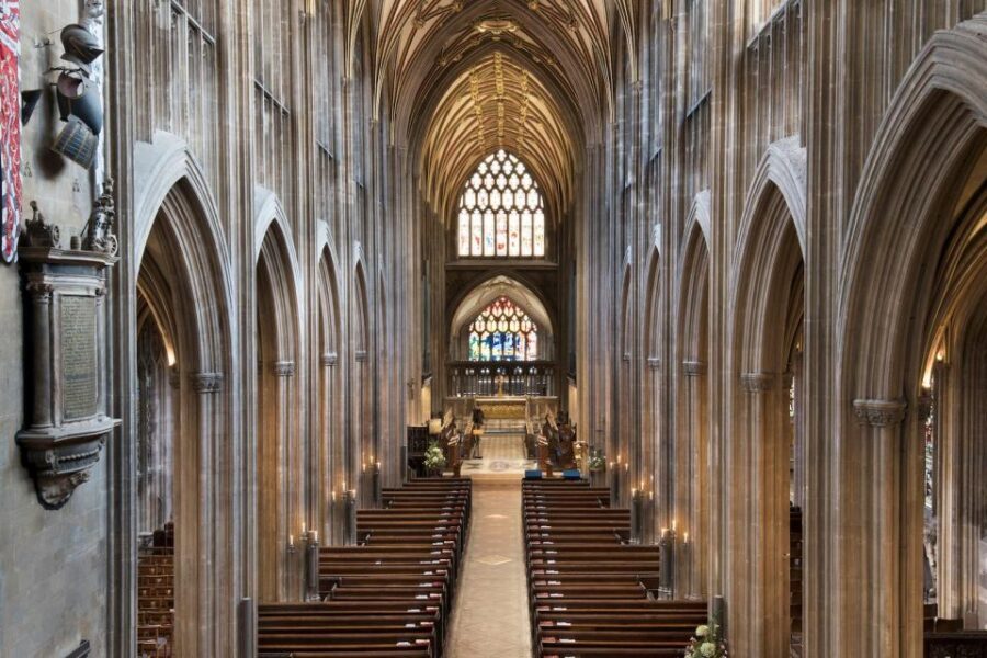 St Mary Redcliffe Church Bristol: Guided Tour - Starting at the North Porch: the hexagon that sets the tone