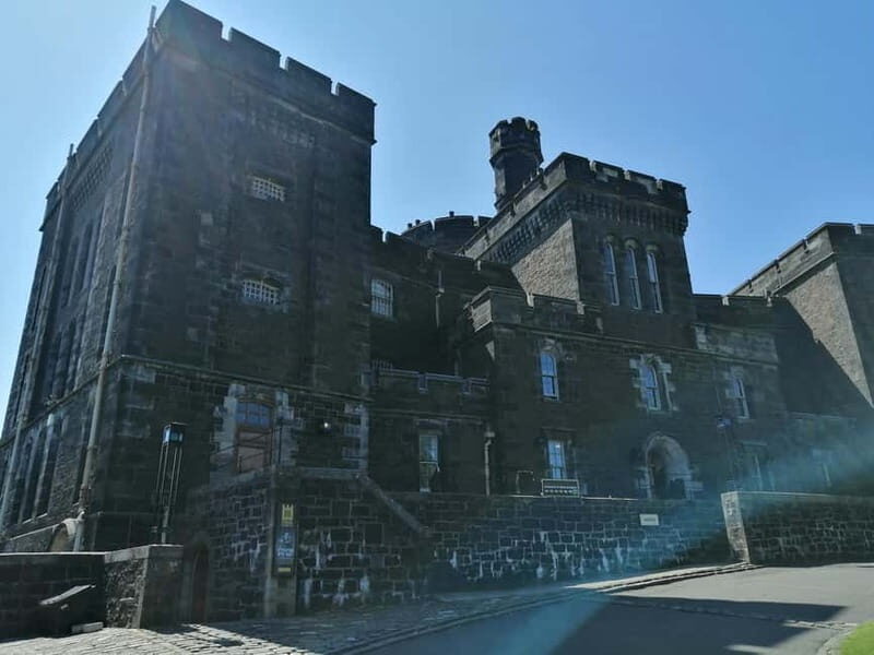 Stirling: Daily Guided Walking Tour with a Local Guide - Stirling Old Town Jail: Crime, Punishment, and a Town’s Real Attitude