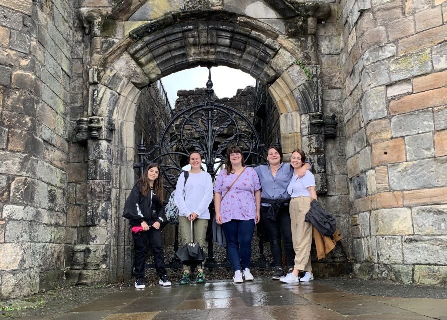 Stirling: Private Old Town & Castle Walking Tour - From Jail to Castle: how this private route makes Stirling click
