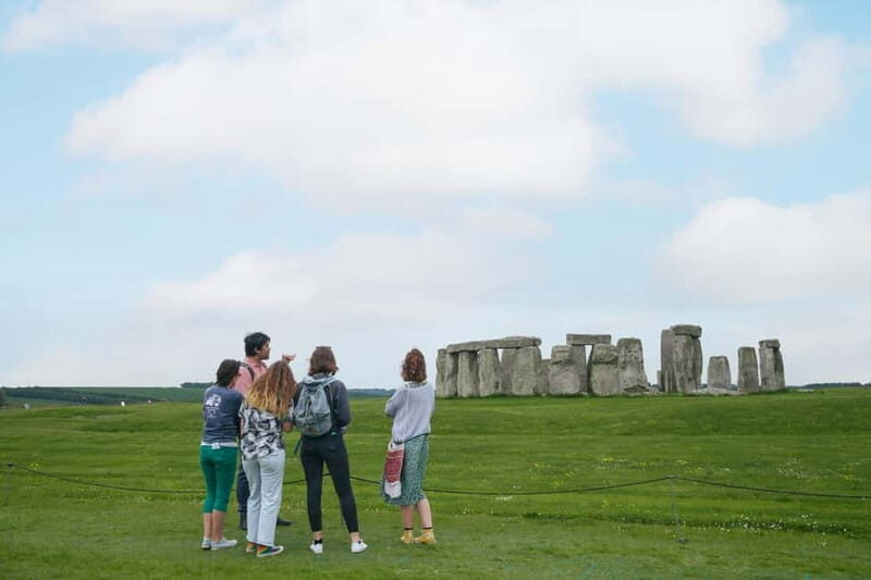 Stonehenge & More: Secret England Tour for 2-8 guests - Picking up in Bath and heading straight to Stonehenge