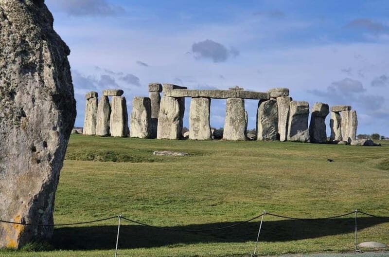 Stonehenge & Sacred Land Guided Driving Tour - A private day in Wiltshire: pickup spots and a tight route