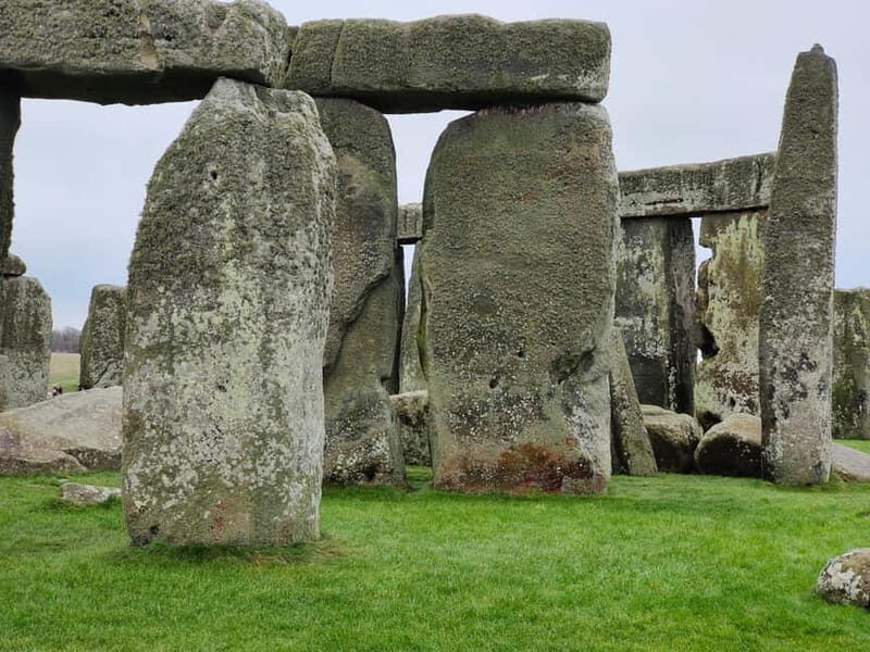 Stonehenge & Sacred Land Guided Driving Tour - Stonehenge with real guided context and time to roam
