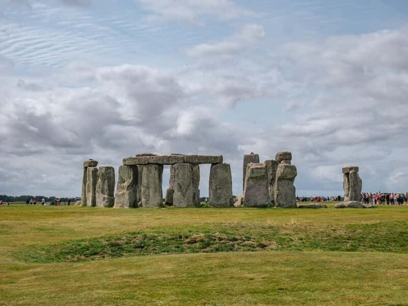 Stonehenge: Shared Half-Day Tour from Bath for 2-8 Guests - Getting From Bath to Stonehenge Without Turning It Into a Chore