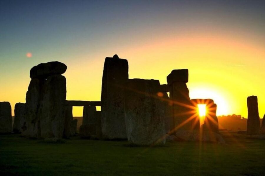 Stonehenge Special Access - Evening Tour from London - Coach-day strategy: what to pack, how to handle food, and how to pace yourself