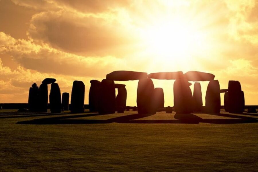 Stonehenge Special Access - Evening Tour from London - Who should book this Stonehenge evening tour