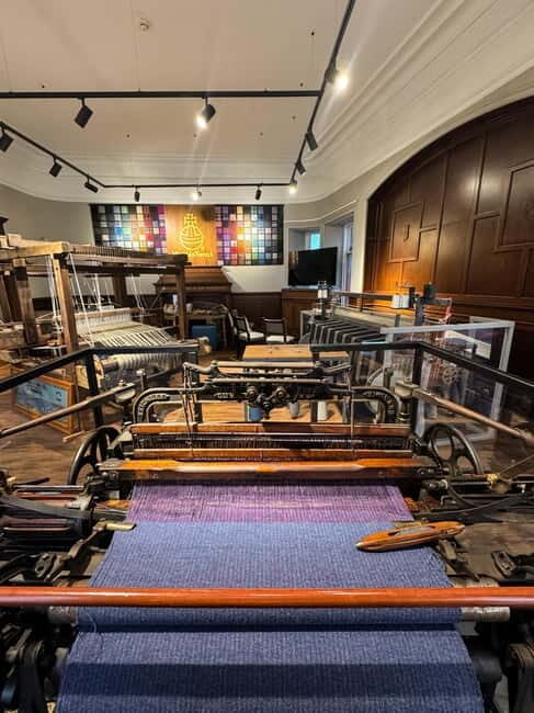 Stornoway: Harris Tweed Story Room Tour with guide - Starting at the Town Hall: get oriented in Stornoway