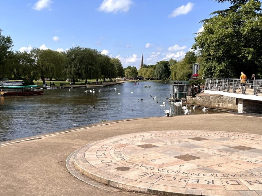 Stratford-upon-Avon: City Walking Tour & Exploration Game - The River Avon Segment: Where the Game Gets Calm