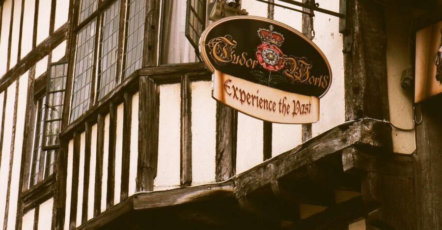 Stratford-upon-Avon: Lantern-Lit Ghost Tour at Tudor World - The Big Stories: Plague, War, Fire, Witchcraft, and Murders