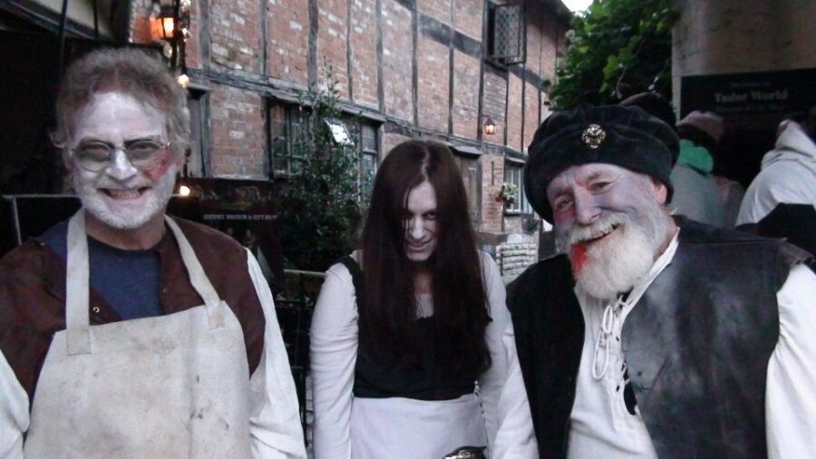Stratford-upon-Avon: Lantern-Lit Ghost Tour at Tudor World - Lanterns, Narrow Space, and Practical Comfort Notes