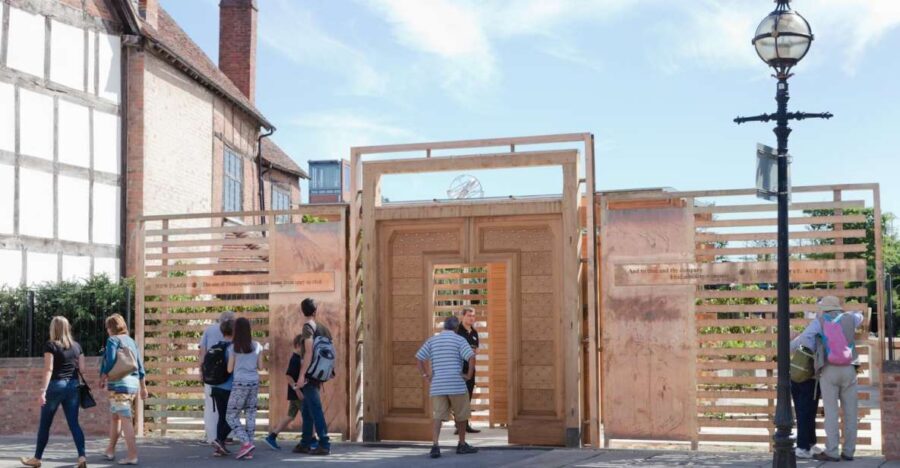 Stratford-upon-Avon: Shakespeare's New Place Entry Ticket - New Place Footprint: Where Art Helps You See the Missing House