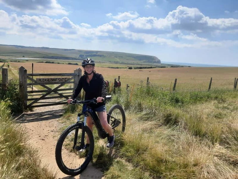 Sussex: City Highlights e-Bike hire - What to Pack for Cold Wind, Bright Sun, and Coastal Paths