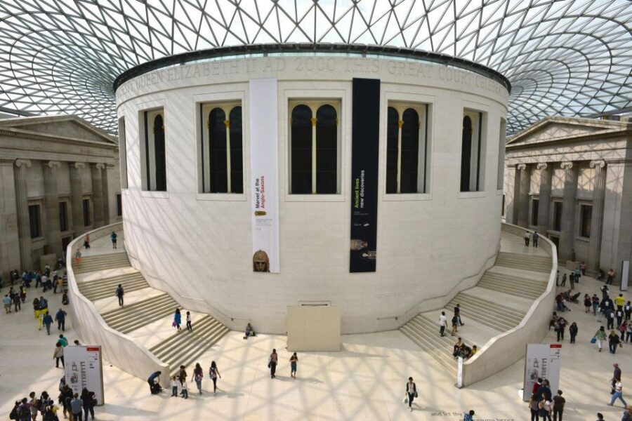 The British Museum London: Private Guided Tour - 3 hour - Greek, Roman, and Chinese works: the guide’s storyline does the heavy lifting